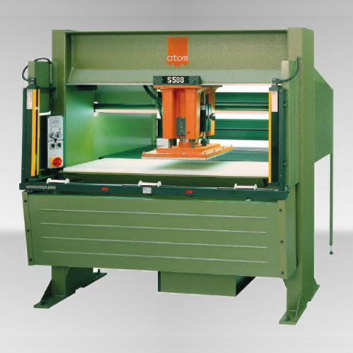 Leather cutting store machine